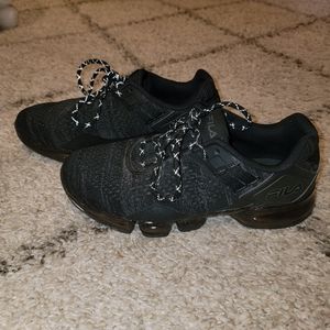Fila Sneakers, size 8.5